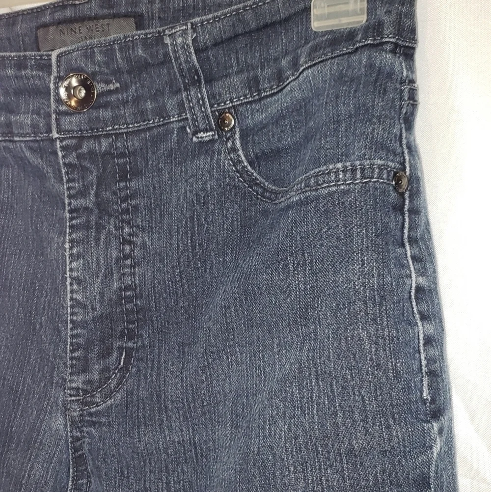 Nine West Jeans Lay Flat Size 8 EUC - Picture 2 of 9